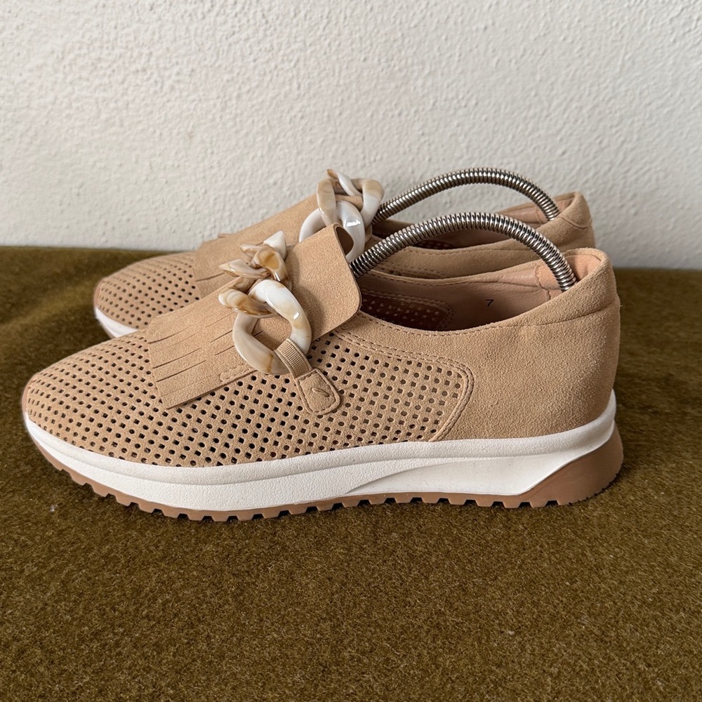 Yellowbox Riska Slip-On Loafer Women’s Size 7 - Picture 3 of 7
